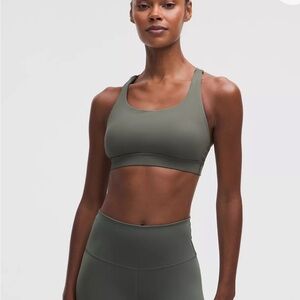 lululemon NWT - Energy Bra